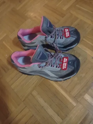 Zapatos de seguridad Brahma T40 mujer