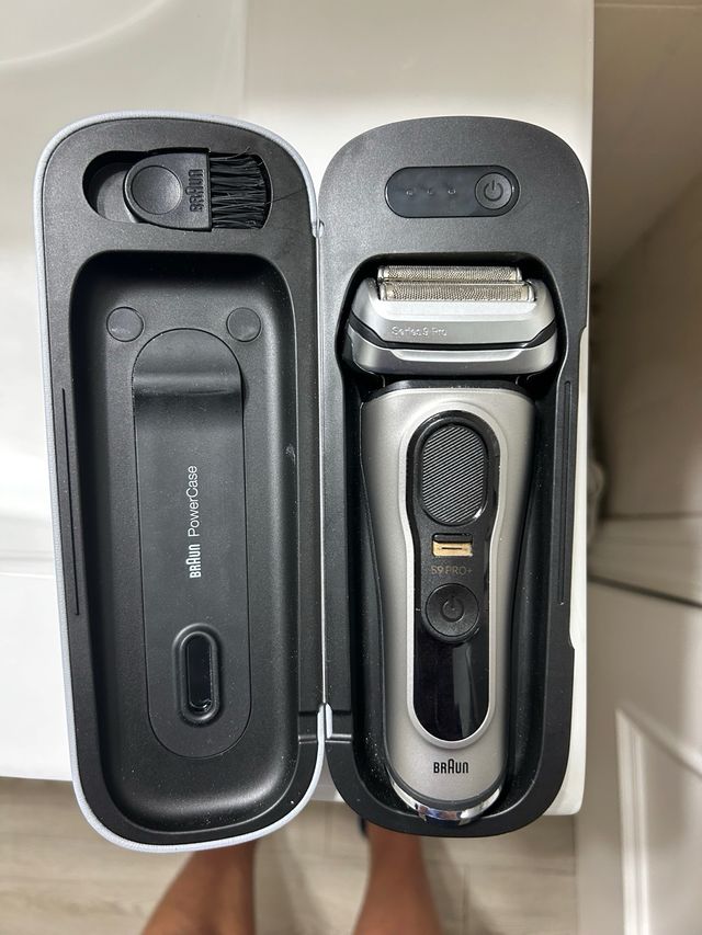 Afeitadora Braun Series 9 Pro + PowerCase, NUEVA