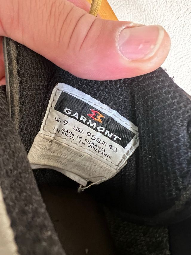 Botas de montaña Garmont semiatomáticas