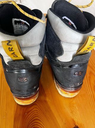 Botas de montaña Garmont semiatomáticas