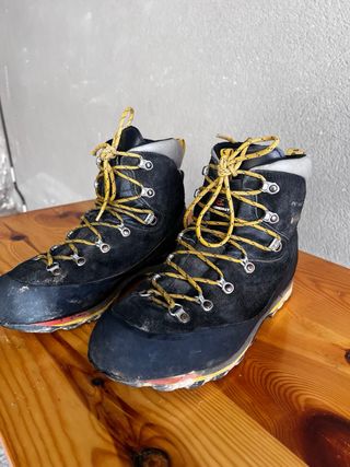 Botas de montaña Garmont semiatomáticas