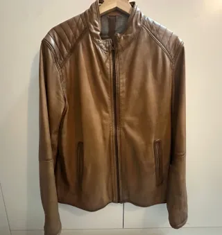 Chaqueta de cuero Massimo Dutti marrón
