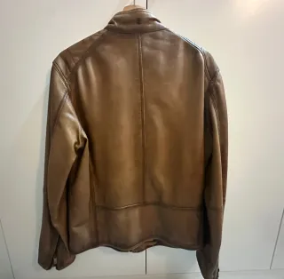 Chaqueta de cuero Massimo Dutti marrón