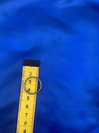 Anillo de acero plateado