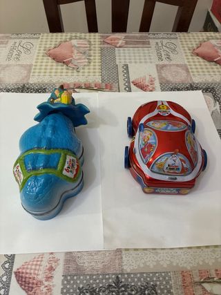 Modellino Kinder Sorpresa Auto e Dinosauro