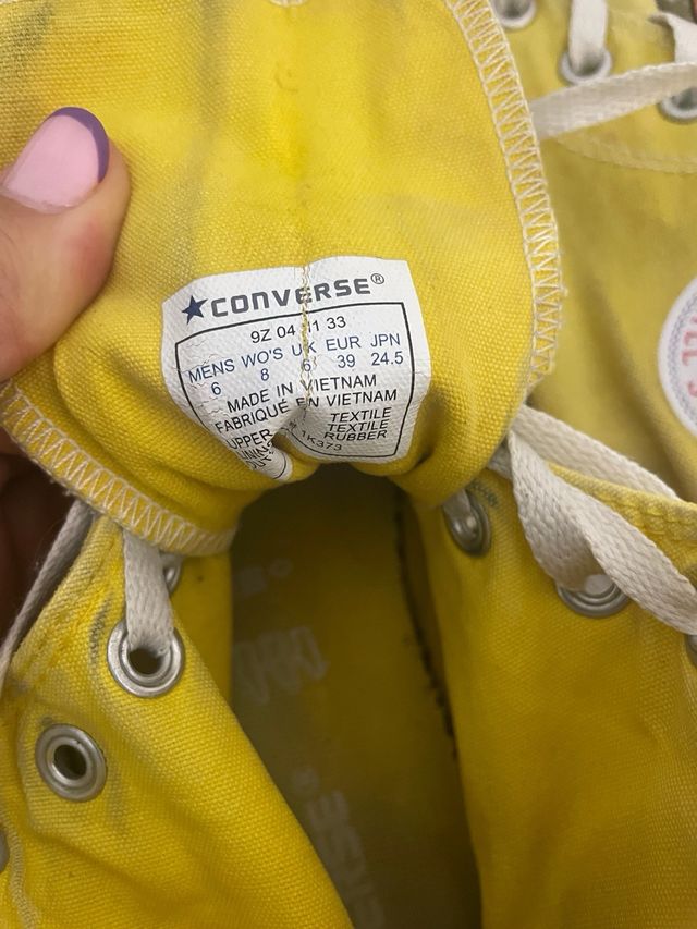 Converse Amarillas Altas