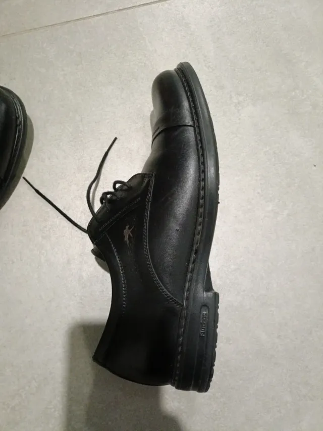 Zapatos Fluchos negros hombre talla 41