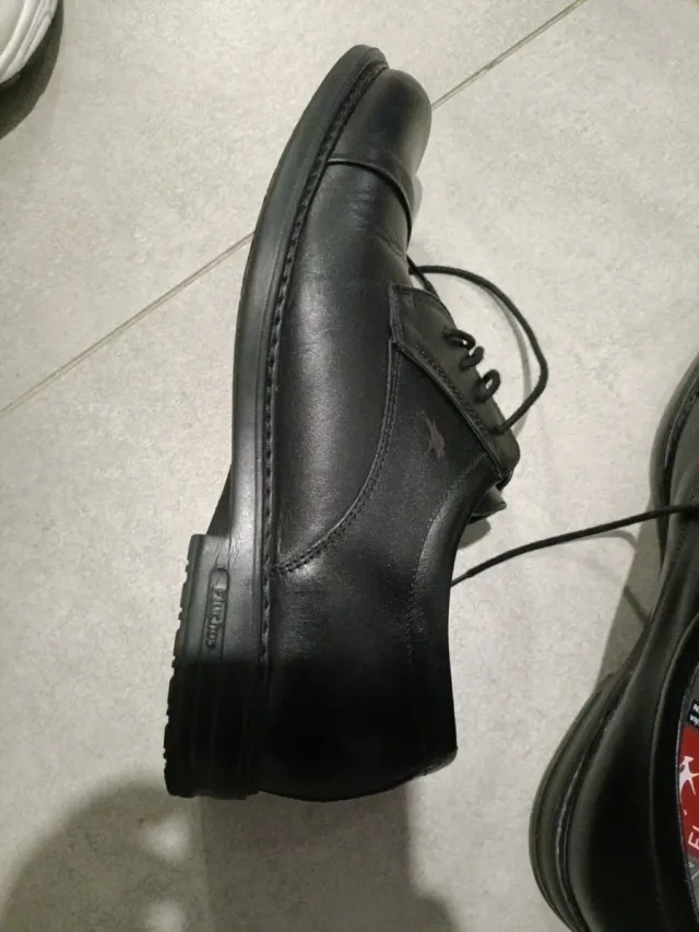 Zapatos Fluchos negros hombre talla 41