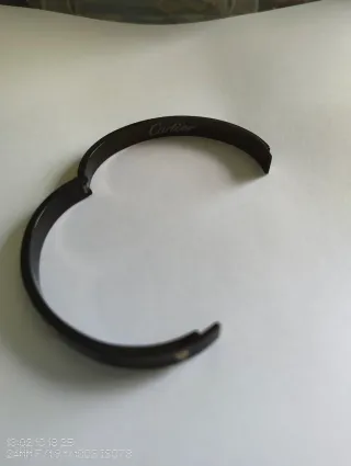 Pulsera Cartier LOVE Negra y Dorada