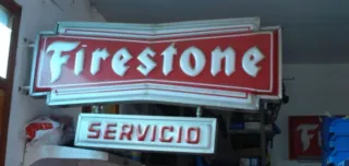 Cartel Firestone Servicio