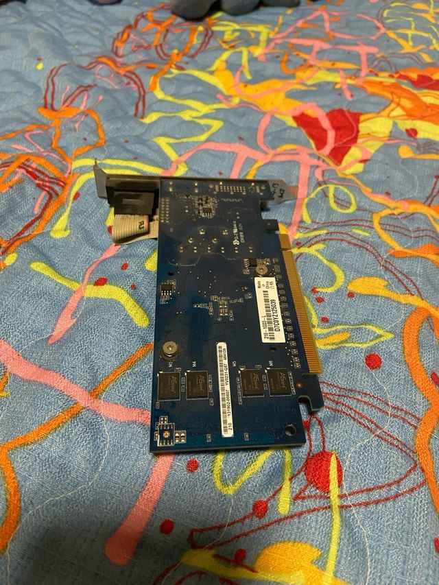 Caja PC Acer Nitro con componentes