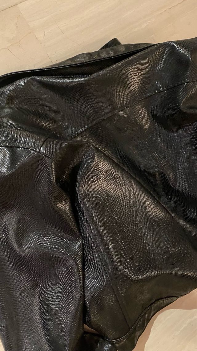 Chaqueta de cuero brillante caballero