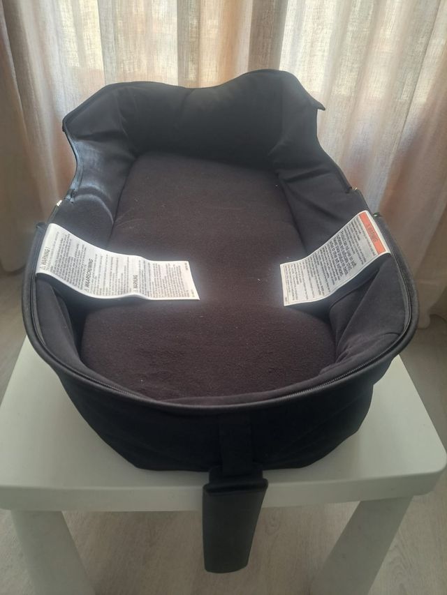Carrito Bugaboo Fox 2 + capazo
