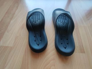 CHANCLAS NIKE