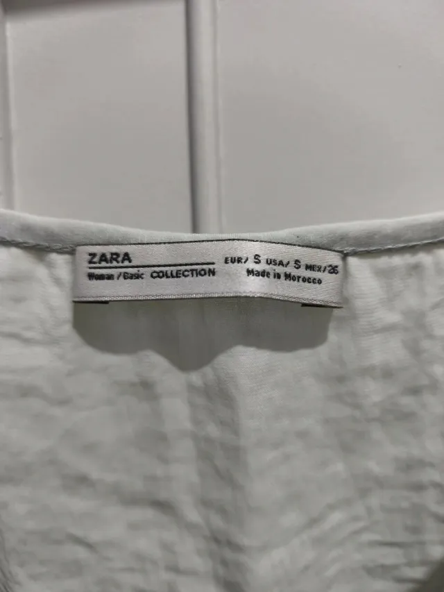 Top lencero con encaje