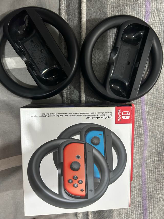 Coppia di volanti Joy-Con per Nintendo Switch