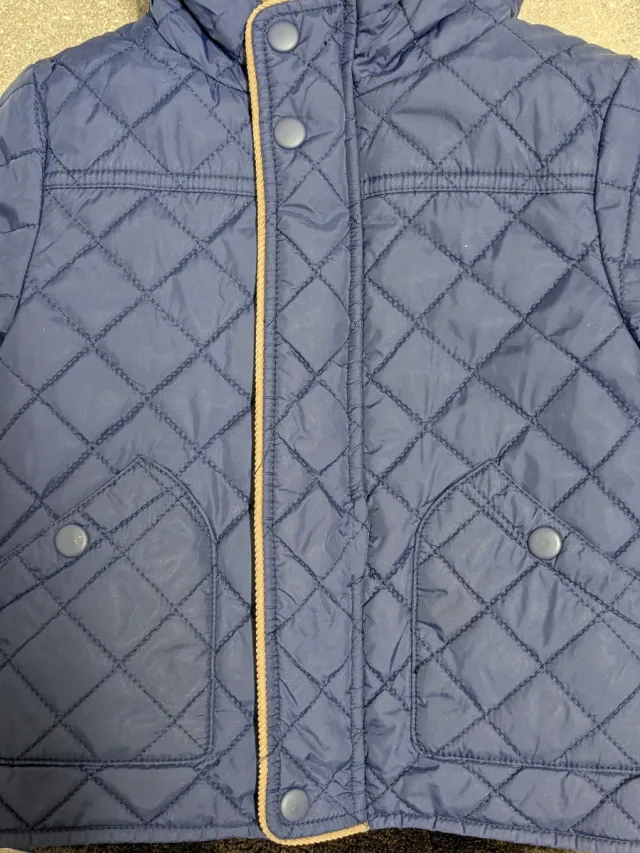 Abrigo guateado azul marino 24-36 meses