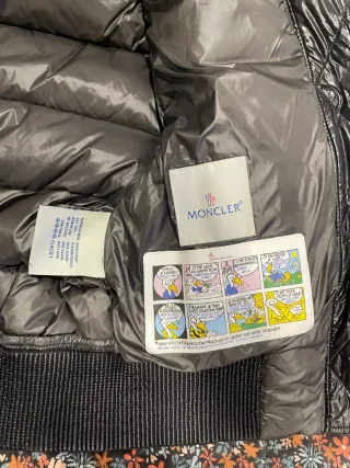 Chaqueta Moncler Negra Talla XS