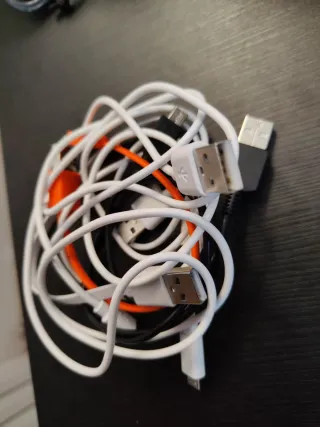 Lote Cables USB Varios Colores