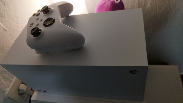 Xbox Series X Blanca edición digital mando cables