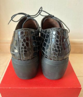 Zapatos Wonders Blucher Piel Cocodrilo Negro