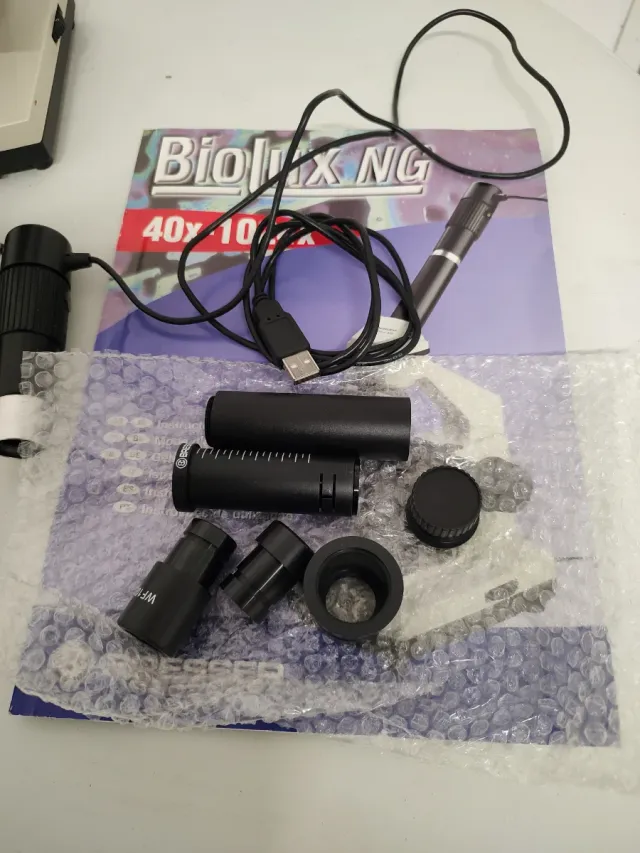 Microscopio Bresser Biolux NG