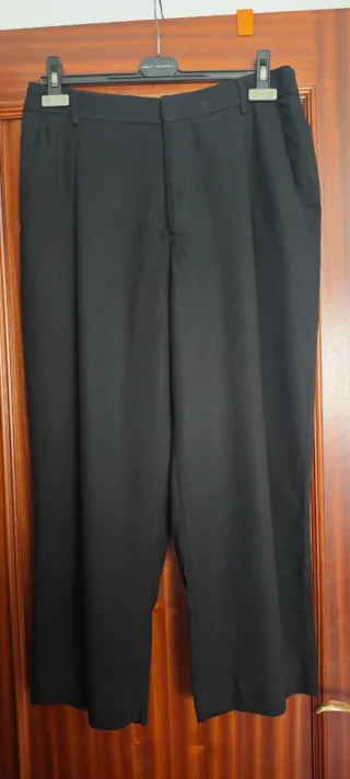 Pantalón de pinzas negro