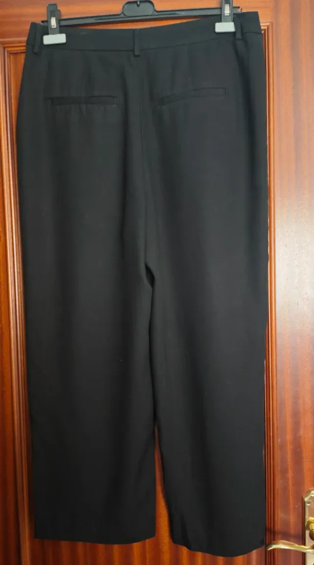 Pantalón de pinzas negro