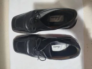 Zapatos de piel Bata negros