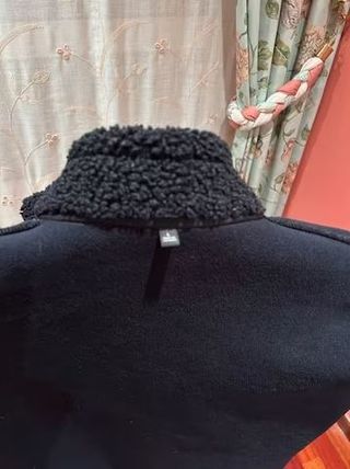 Chaqueta Polar Uniqlo Negro Máximo Abrigo