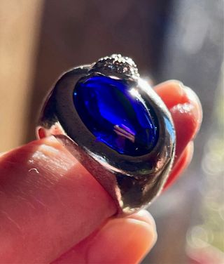 Anillo antiguo baño plata / piedra azul cobalto