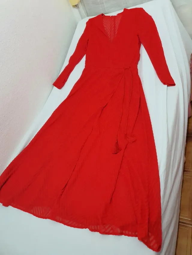 Vestido rojo largo con estampado