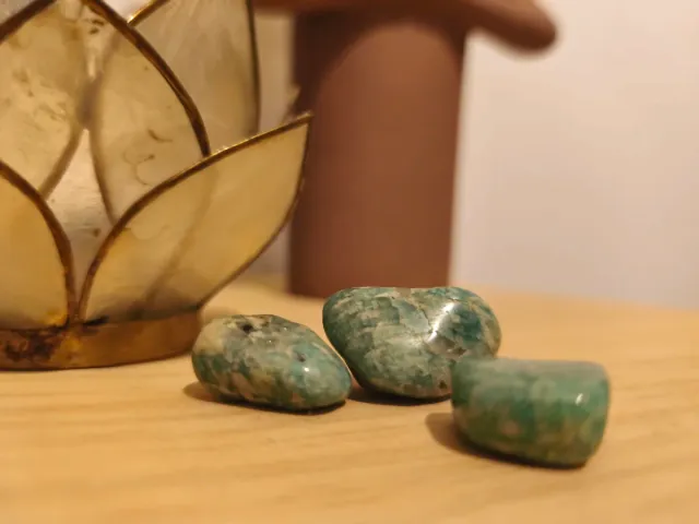 Piedras naturales verdes