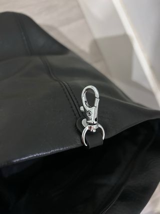 Mochila cuero de poliuretano negra