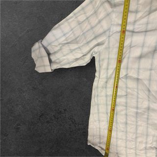 Camicia a quadri bianca e azzurra