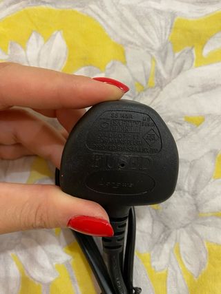 Cable de alimentación UK con conector C5