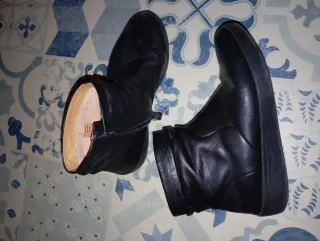 Botas Fitflop negras talla 40