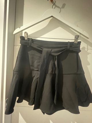 Falda pantalón Zara con cinturón
