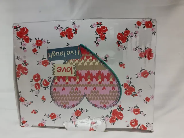 Tazas de cerámica con búhos y corazones