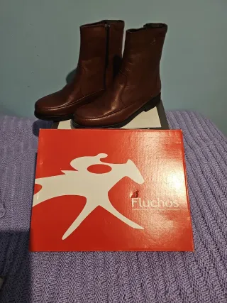 Botas Fluchos Marrón Nuevas