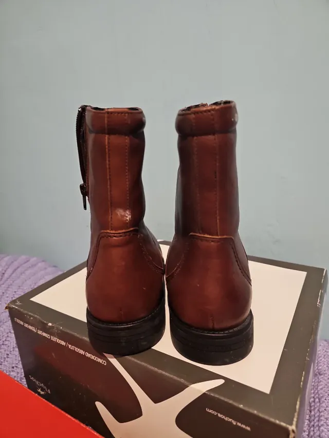 Botas Fluchos Marrón Nuevas
