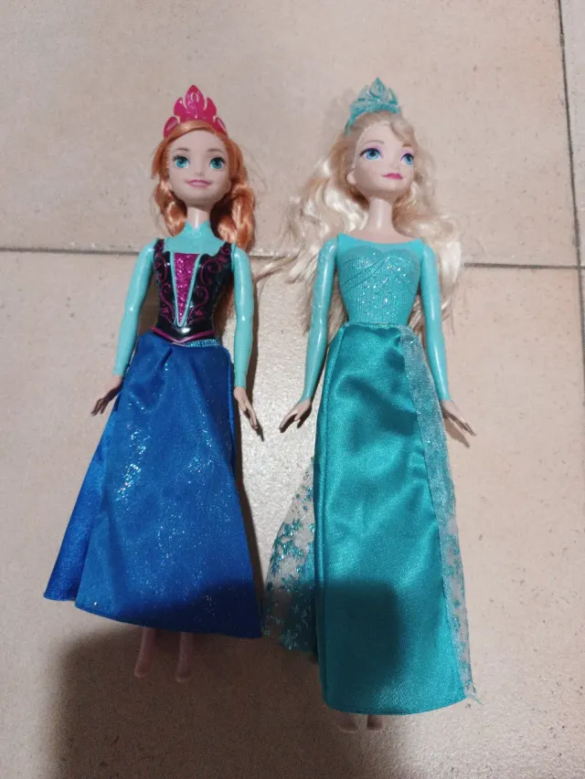 Muñecas Frozen Anna y Elsa