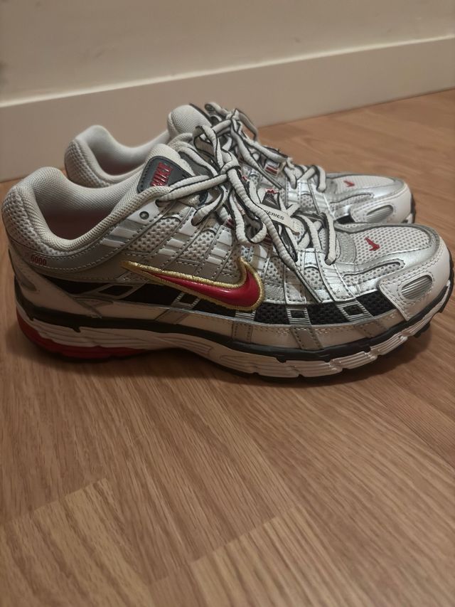 Nike P6000 Mujer Plata Rojo