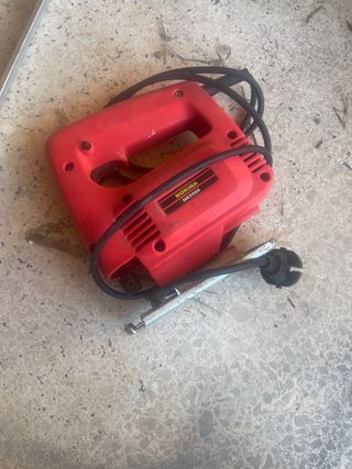 Caladora Nokina NK5500 Roja