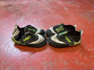 Pies de gato Simond 2 pares.