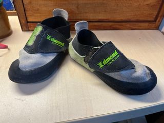 Pies de gato Simond 2 pares.