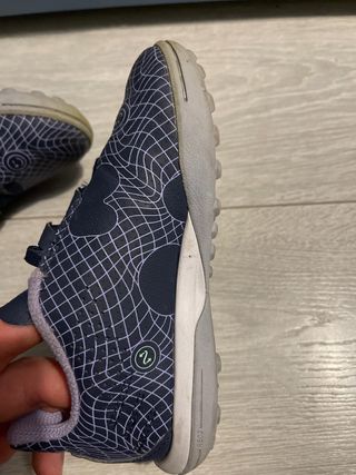 Botas fútbol niño talla 28