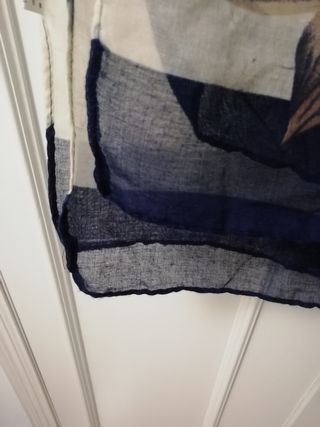 Pañuelo estampado flores