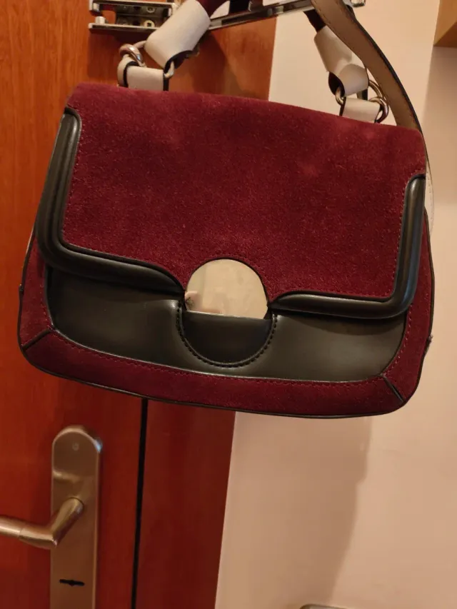 Bolso Zara Negro y Rojo