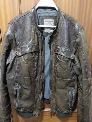 Preciosa Chaqueta de piel CHEVIGNON marrón